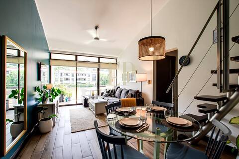 Modern Lakeview Penthouse: Pool/Gym