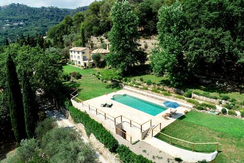The Prince Riviera Farmhouse with Panoramic Views