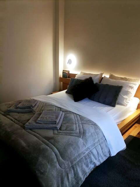 Studio 12 with balcony-close to city center