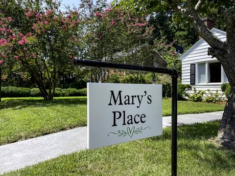 Mary's Place ❤ Bright 3BR with deck/private yard