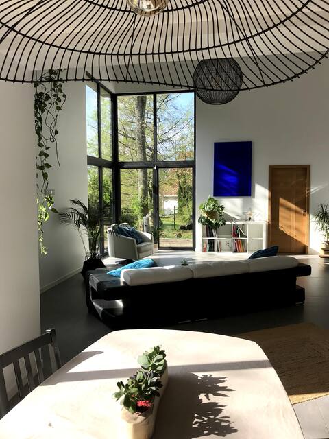 T5 architect villa in Chevreuse Valley