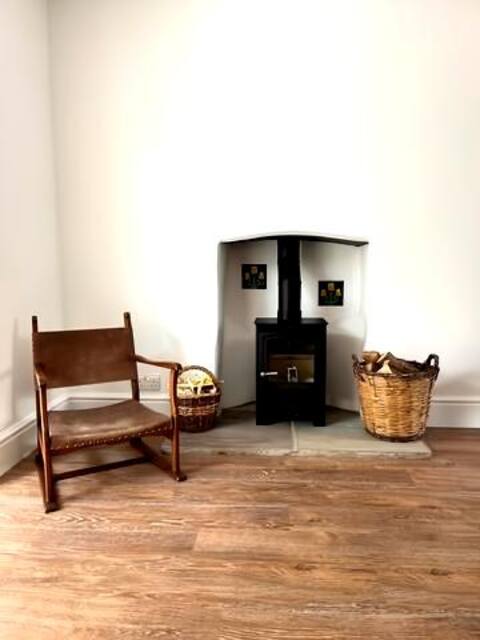 Dorchester, Dorset. Newly renovated cottage