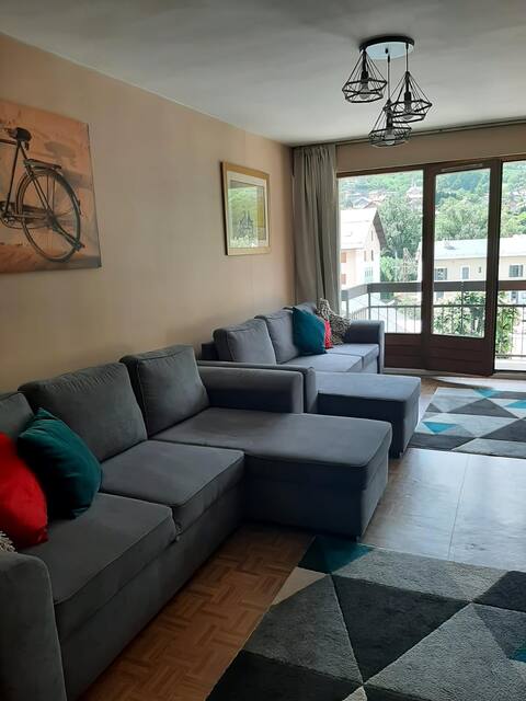Homely 3 Bedroom Apartment in Saint Michel