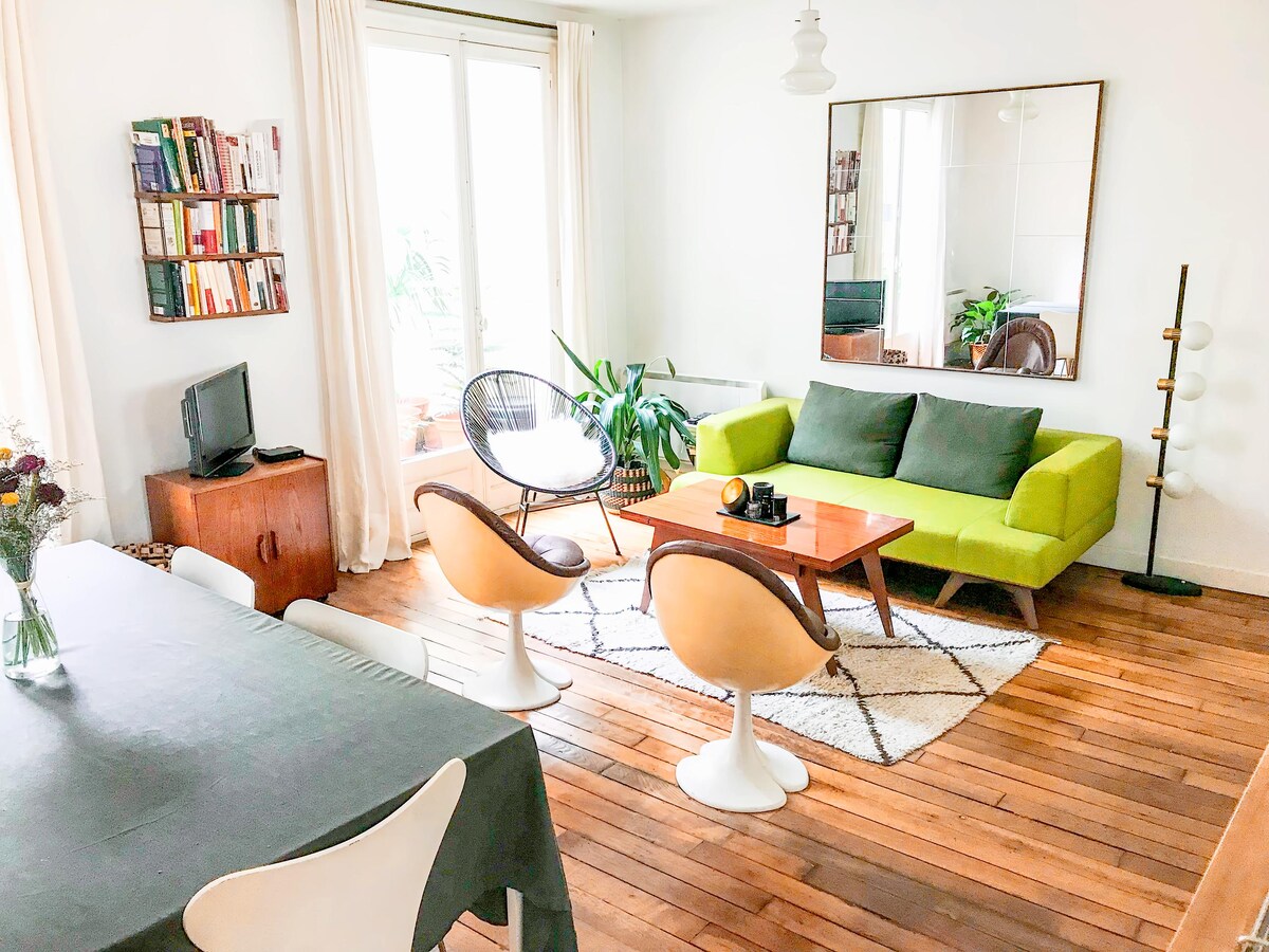 Propriété Airbnb réussie: 48 m² apartment + 15 m² private terrace à Paris 10e Arrondissement