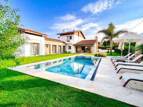 Trio Villa Mamurbaba Cesme