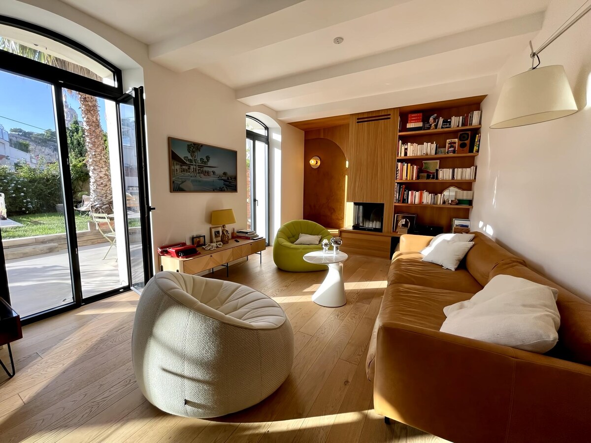 Popular Airbnb listing: Lovely typical house close to the sea in Marseille 6e Arrondissement