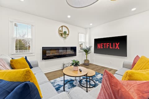 Newly Renovated 4 Bedrooms - King Beds - 8 Guests