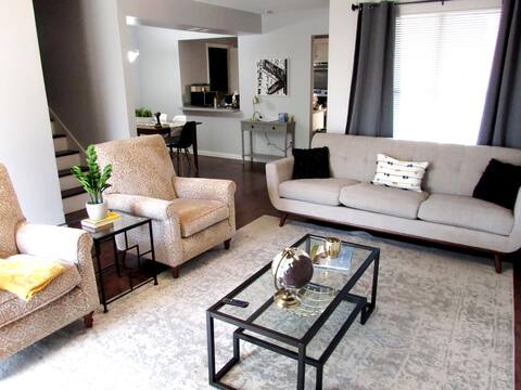 Loving 3 Bedroom Home Close to Downtown Dallas