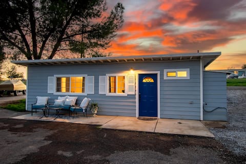 Charming Winchester Guesthouse Near Wine Country
