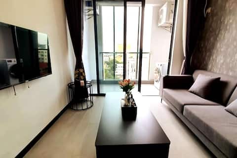 Beautiful & Cozy 1-Bedroom Unit in City Center