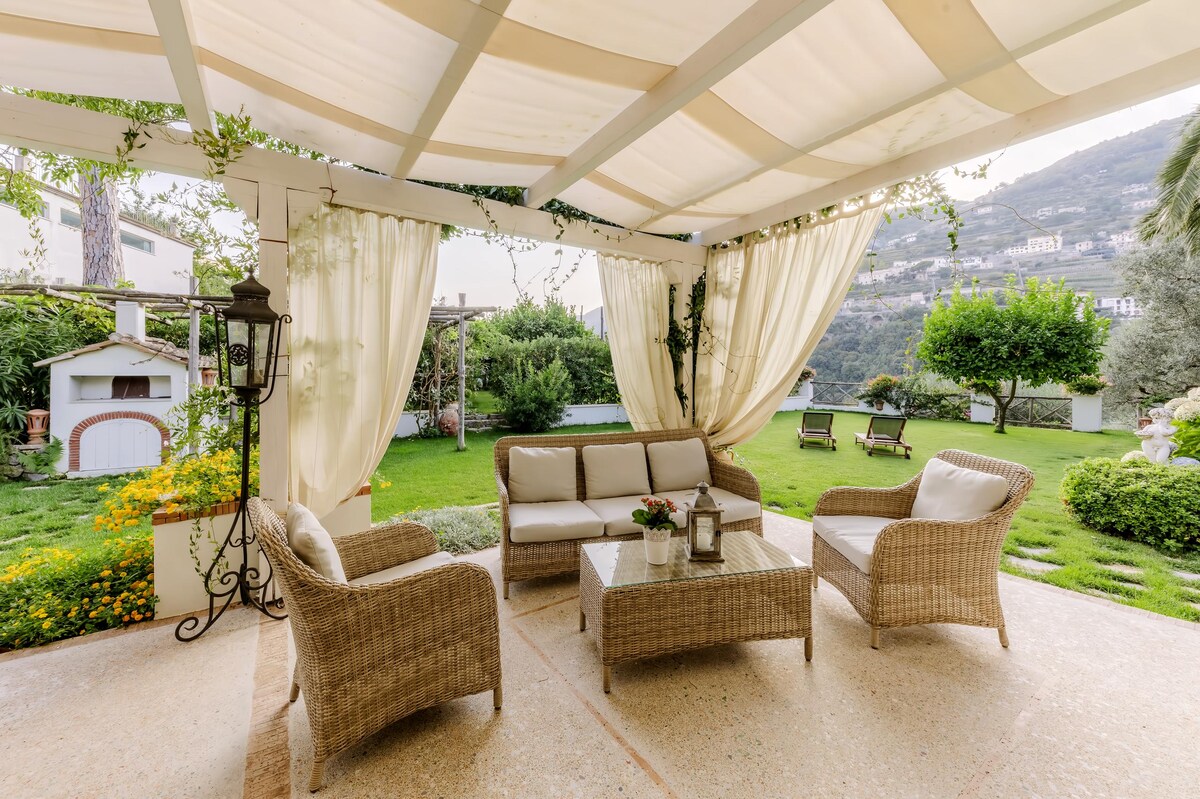 Top Airbnb: La ResidEnza2-Villa with garden in the historic center in Ravello