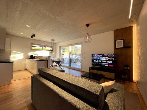 Mid Mountain Apartment 01