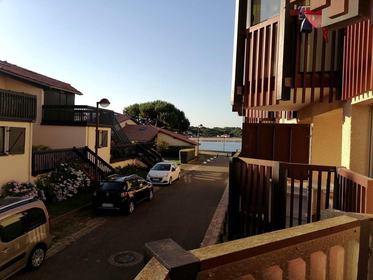 Popular Airbnb listing: Vieux Boucau-les-Bains Apartment in Vieux Boucau Les Bains