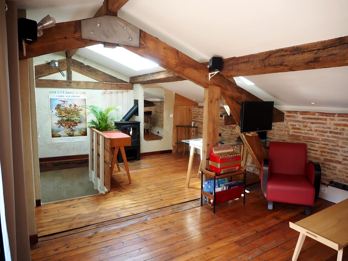 Top performing Airbnb: Capitole, quiet and pleasant in Capitole / Arnaud Bernard / Carmes