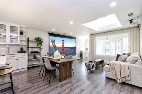 NEW! Luxury Modern 4BR In Heart of Silicon Valley