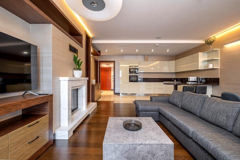 Guest Favorite | Underground Parking | 125 m2!
