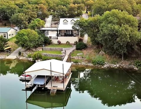 The Love Shack at Lake Bridgeport