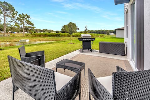 New Cozy & Modern home, Only 20 mins from Tampa