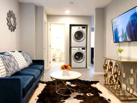 Entire Cozy and peaceful 4B3B house with AC