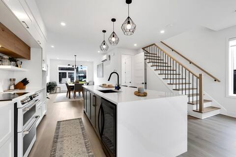 Dream Home Retreat with Spa - 1