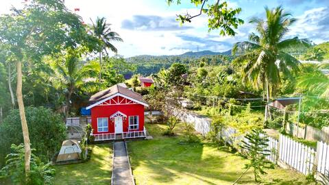 The Red Cabin - Near Nuvali and Tagaytay Road