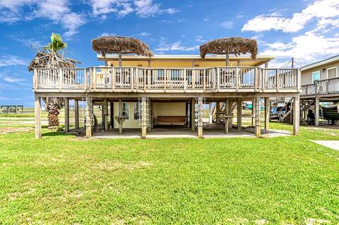 Beautiful Bay Home