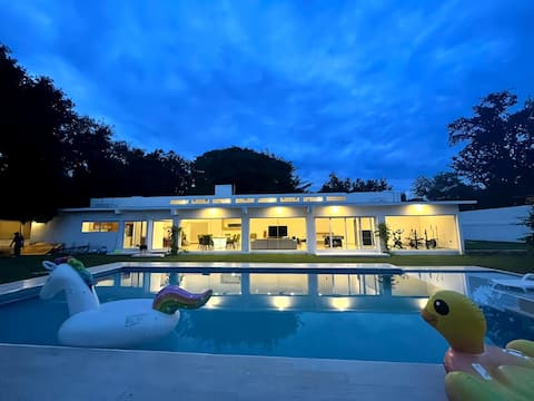 ¡MAYA HOUSE! The stakes. Exceptional