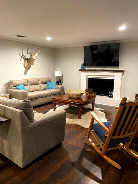 Spacious home on the Guadalupe