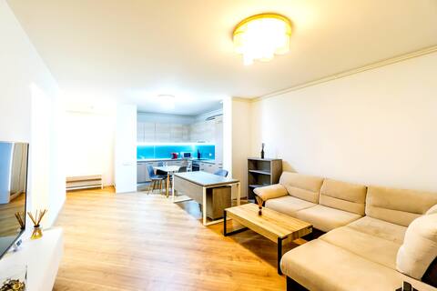 Sapphire Luxury Pipera