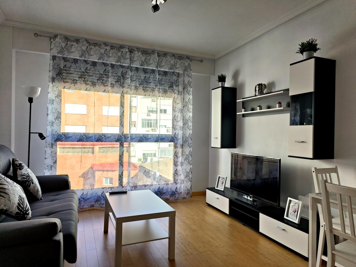 Successful Airbnb property: Apartment with garage in the center, quiet area in Zaragoza