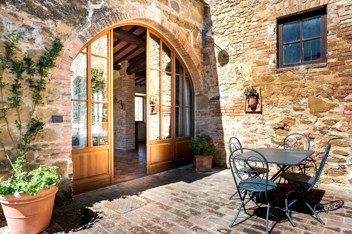 Top Airbnb: Typical Tuscan Country House WITH A/C a Siena