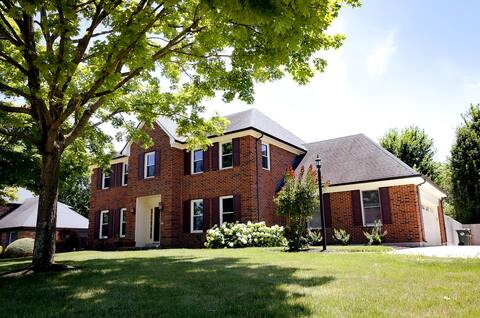 Huge & wonderful house near all!