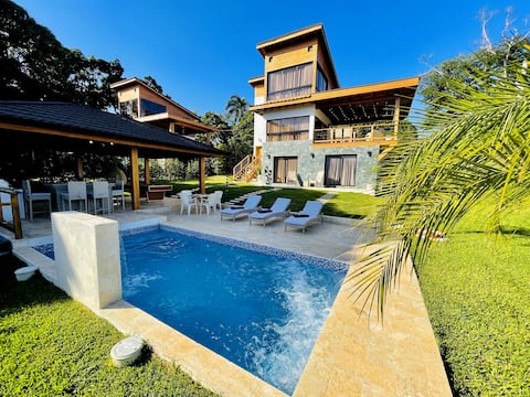 The materialist boutique villa