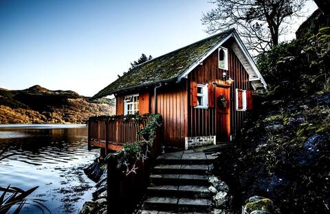 Seal Cabin - A wee piece of Scottish Luxury