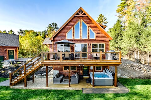 Bethel home w/ Mtn Views, AC, HotTub, & FirePit