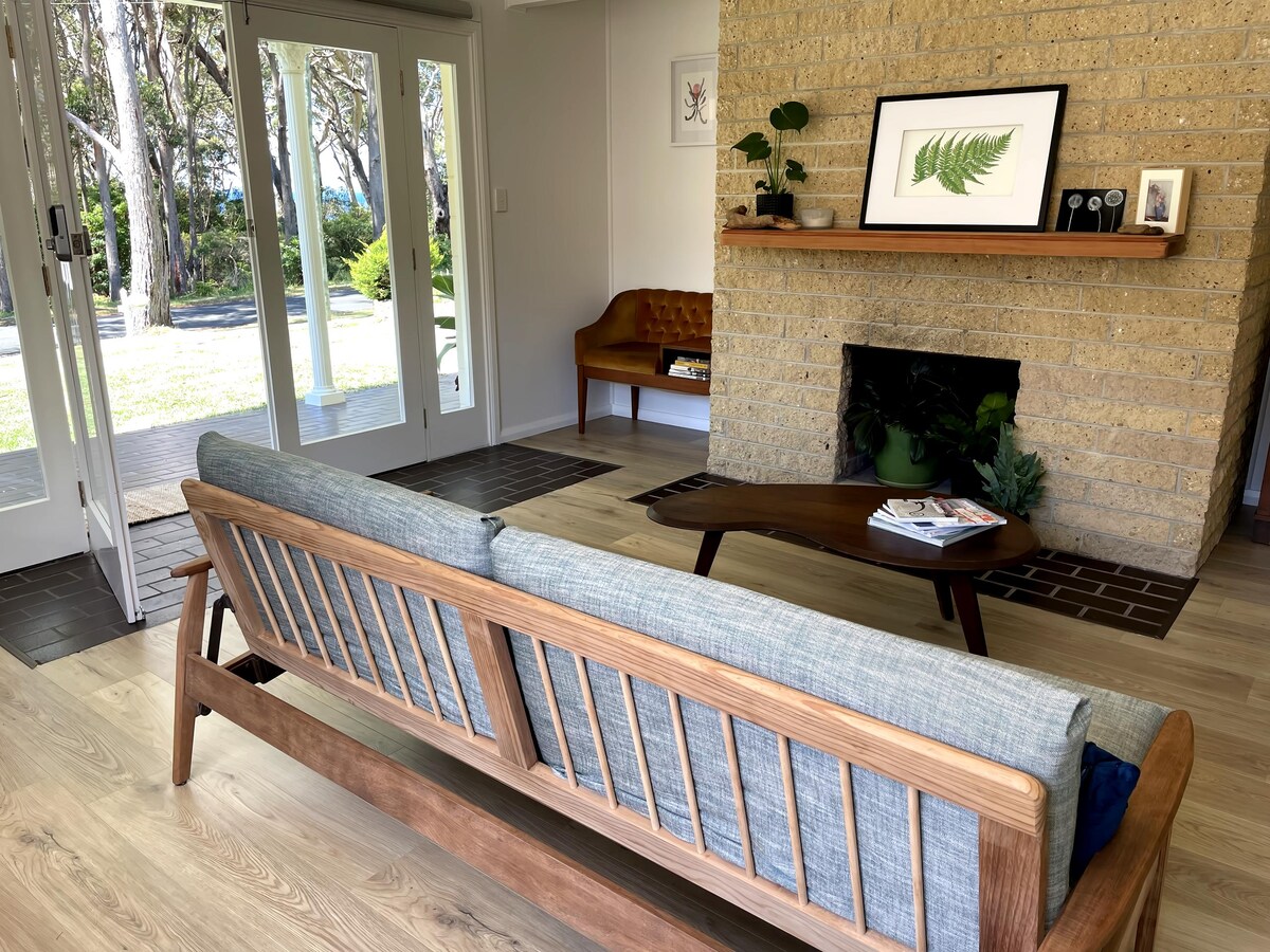 Popular Airbnb listing: Wishing On Dandelions Beach Stay in Vincentia