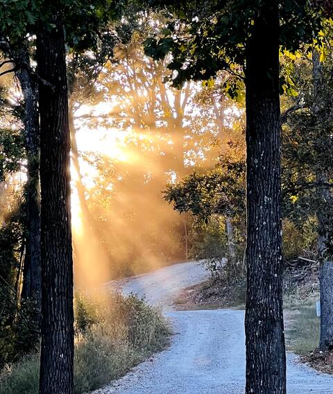 Country Charm at Shadow Bluffs Retreat