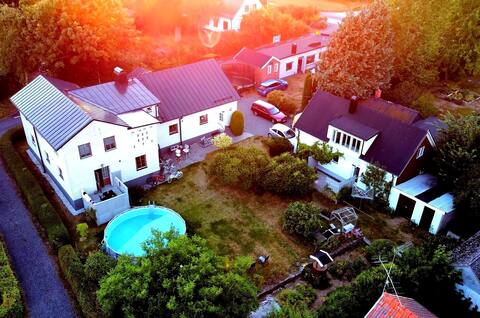 305 sqm, scenic, sea view, close to beach.