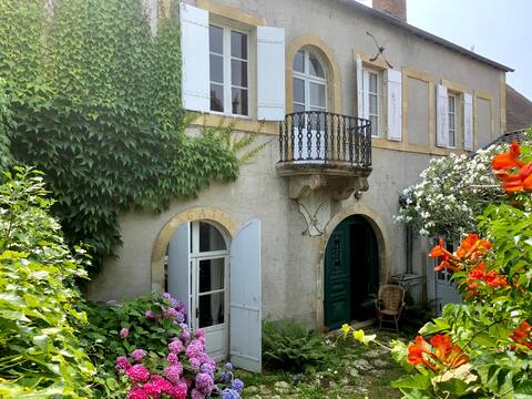 La Chapellerie - a splendid, spacious house for 8