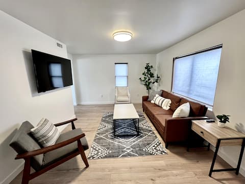 NEW! Beautiful Modern Farmhouse
