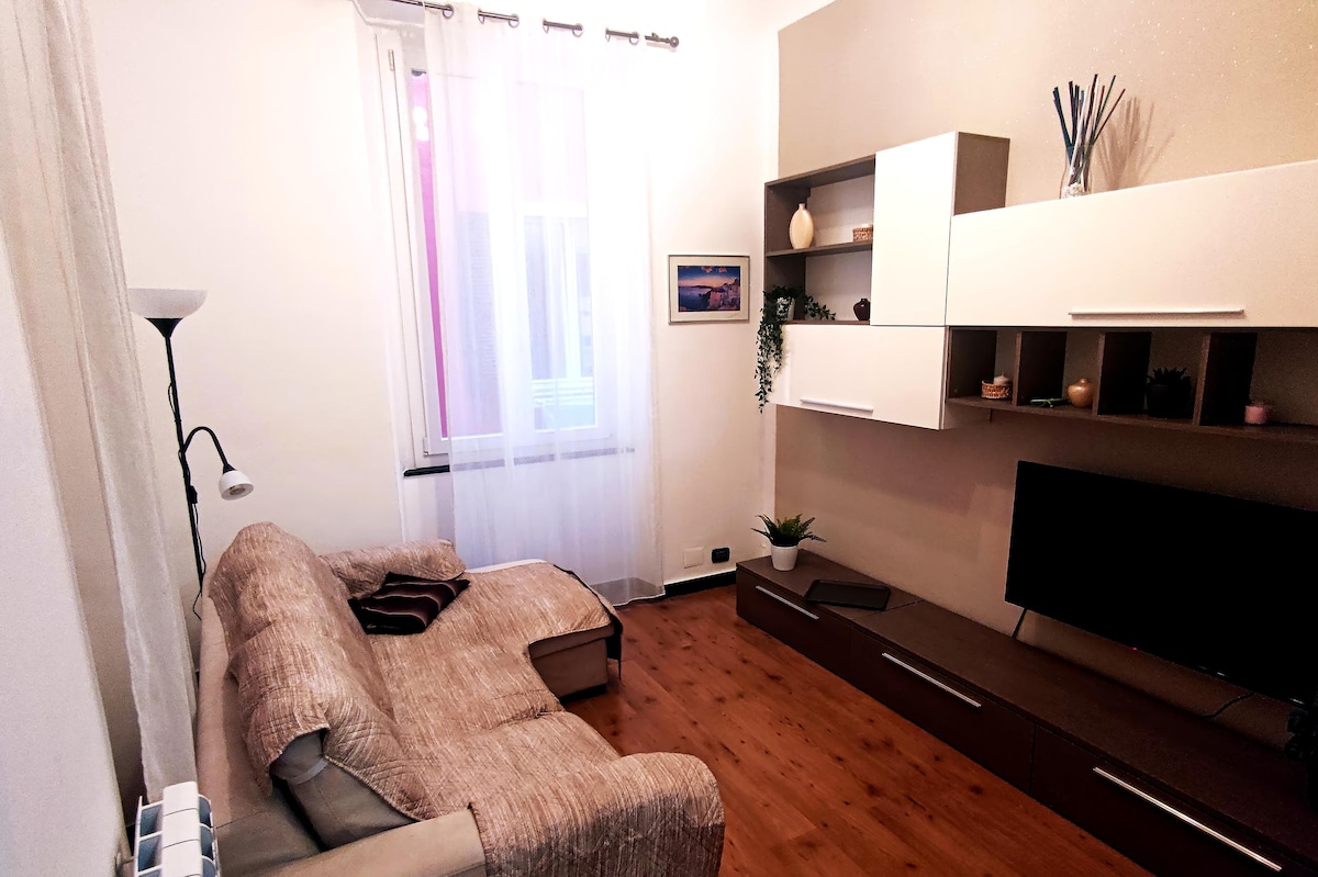 Proprietà Airbnb di successo: In walls of historic center and 10 min to Aquarium a Genova