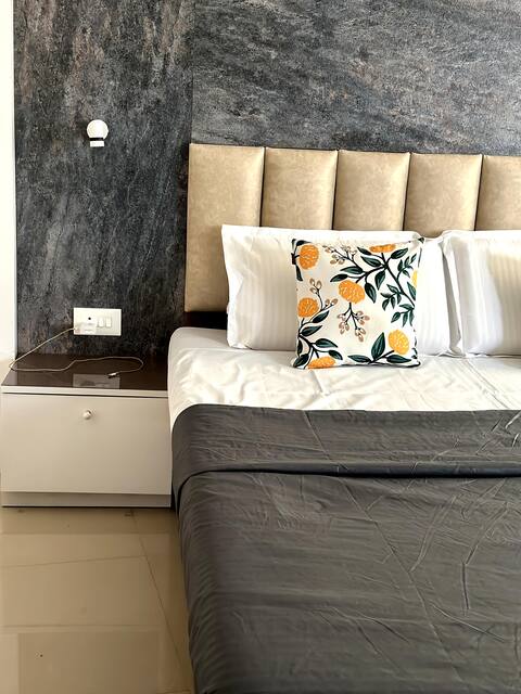 Lux Flat 2nd floor near Mahalaxmi Temple