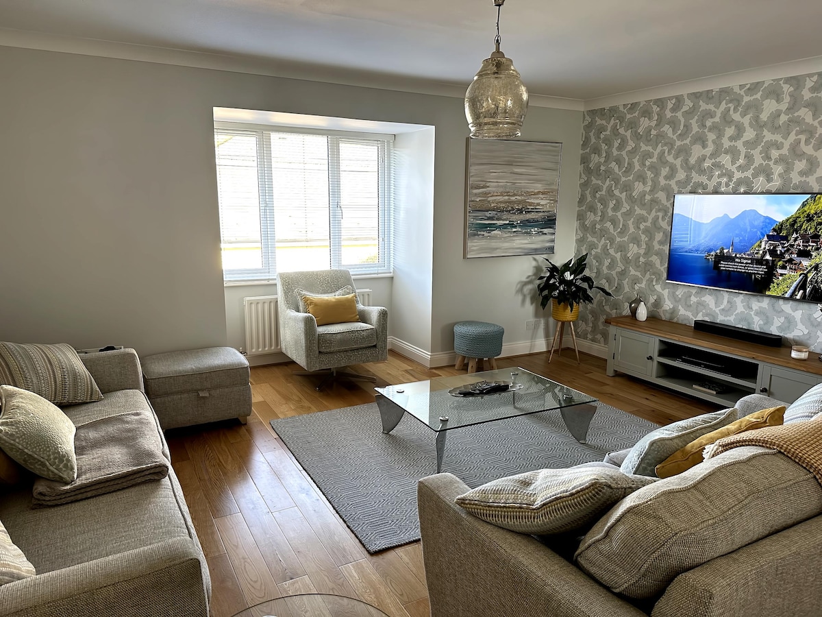 Top Airbnb: Modern town house near Whitstable-3 mins to beach in Canterbury