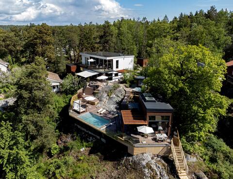 Modern villa with guesthouse&pool