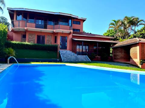 Casa Beira dam with swimming pool