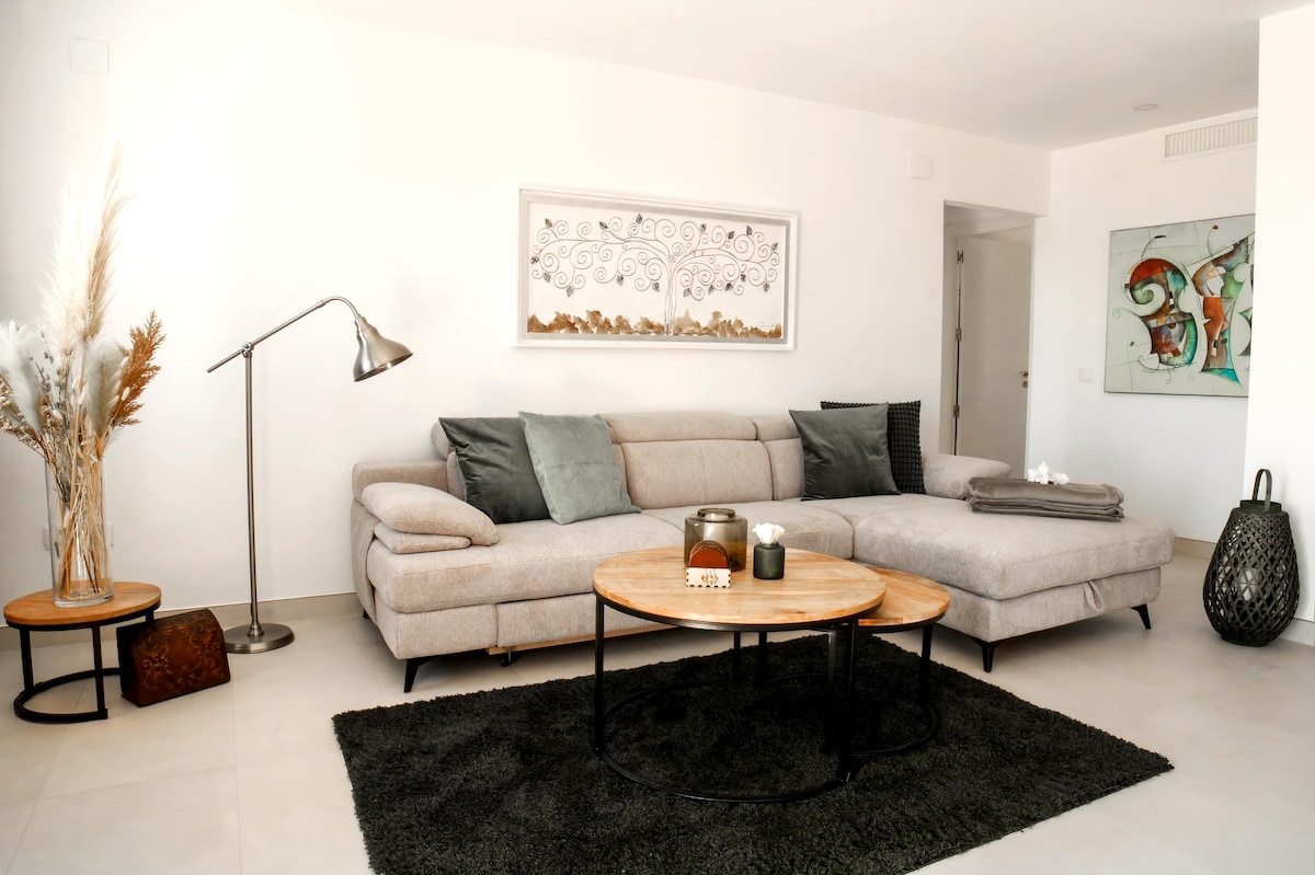 Top performing Airbnb: wonderful apartment at the beach in Mijas