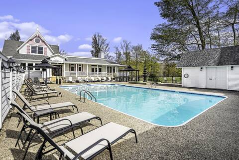 Huge estate with private heated  pool!