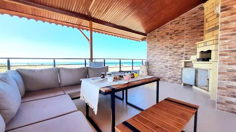 Coastal townhouse for a perfect family retreat