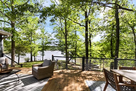 The Cottage at Lakeside Pointe
