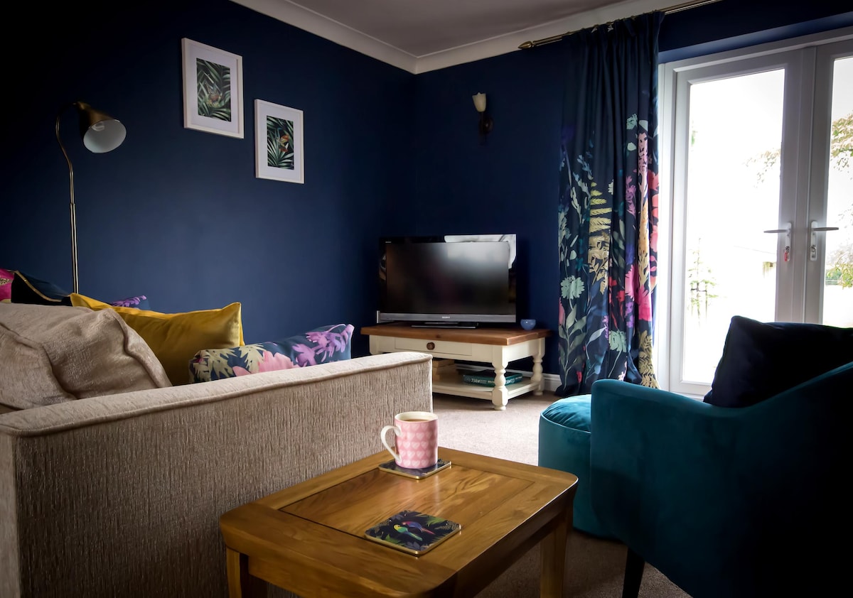Top performing Airbnb: Cherry Tree House - self contained annex in West Suffolk